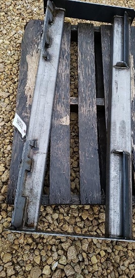 SKID STEER ATTACH FRAME