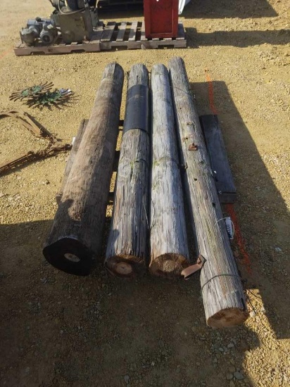 8' WOODEN POSTS