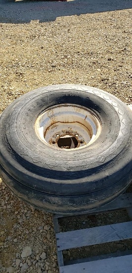16.5 X 16.1 IMPLEMENT TIRE & RIM
