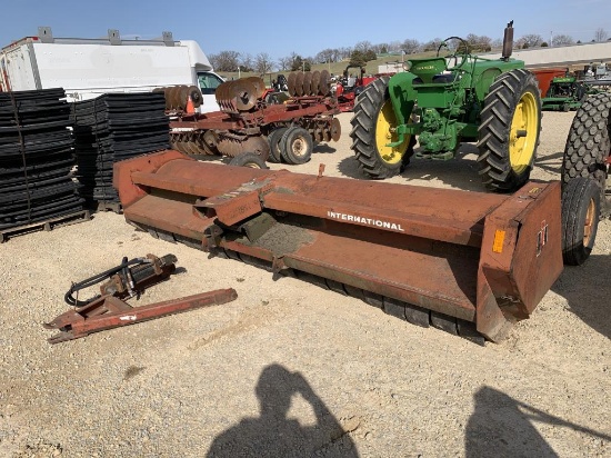 IH 6 Row Flail Chopper