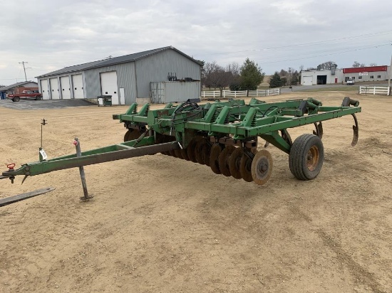 John Deere 712 Disc Chisel Plow