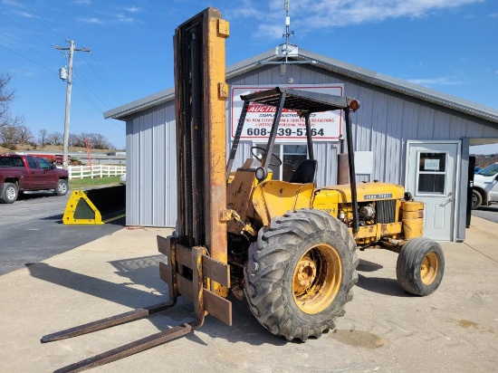John Deere 480B Forklift
