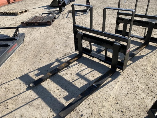 New Kivel 4200 LB Pallet Forks