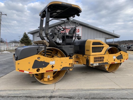 2015 Volvo DD120 B Vibratory Roller