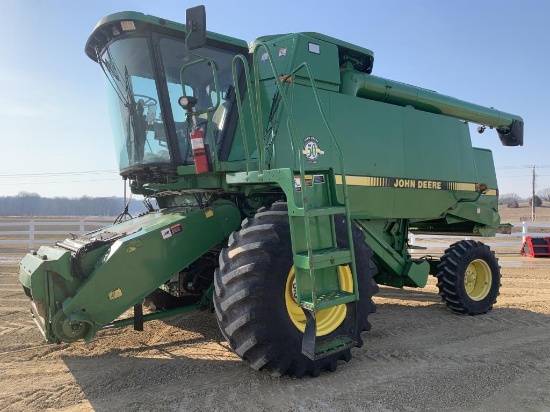 John Deere 9600 Combine