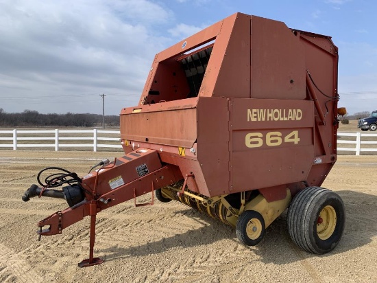 New Holland 664 Round Baler