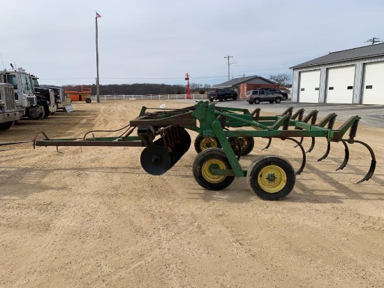 John Deere 1710A 9 Shank Disk Chisel