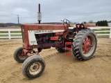 IH 656 Tractor