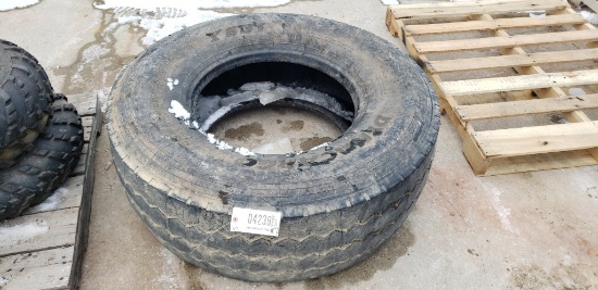 425/65R22.5 Dynacargo Tire