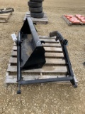 Yanmar YL210 Loader Frame and Bucket