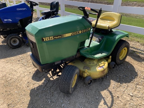 John Deere 165 Lawn Mower