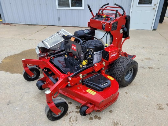 2017 Toro Grandstand Lawn mower