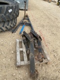 PALLET OF ANHYDROUS BAR HITCH, HUBS, & CYLINDERS