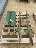 PALLET OF JD CULTIVATOR PARTS