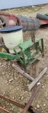 3 PT SINGLE PLANTER MODEL 71- 5 PLANTER PLATES