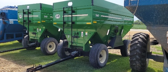 J & M 540 GRAVITY WAGON