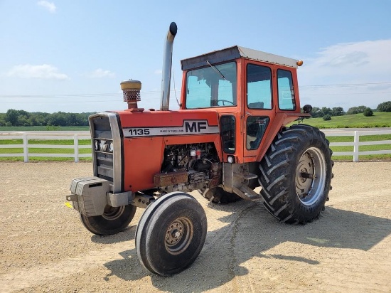Massey Ferguson 1135 Tractor