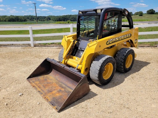 John Deere 250 Skid Steer