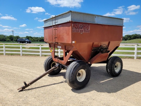 M&W Gravity Wagon