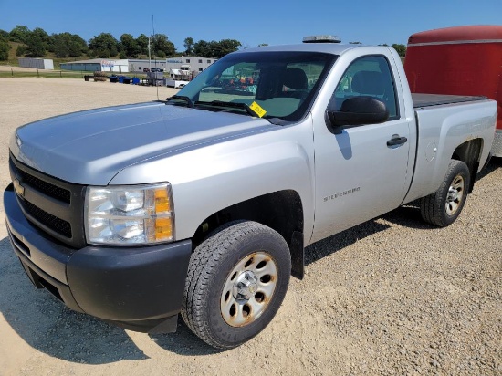 2010 Chevy 1500 Silverado Pick Up Truck