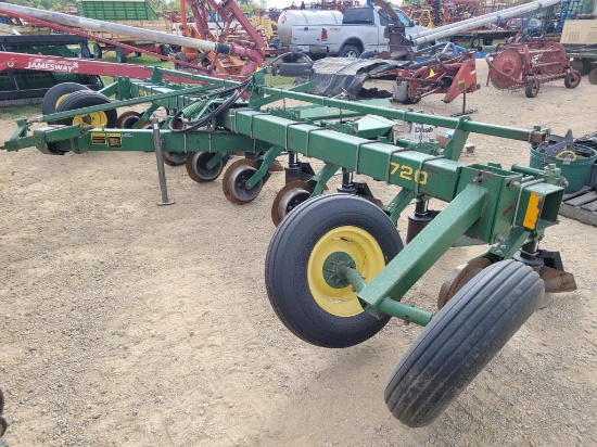 John Deere A00720X 8R Planter Hitch