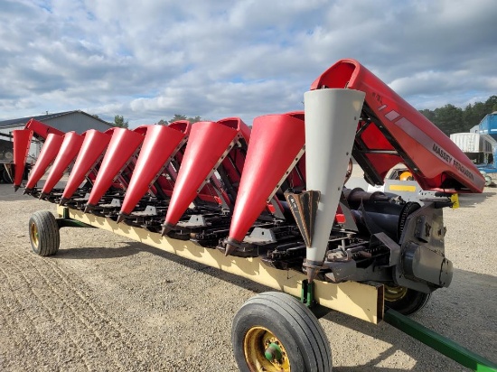 Massey Ferguson 830A 8R Corn Head