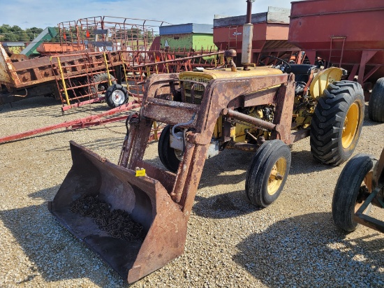 International 460 Loader Tractor