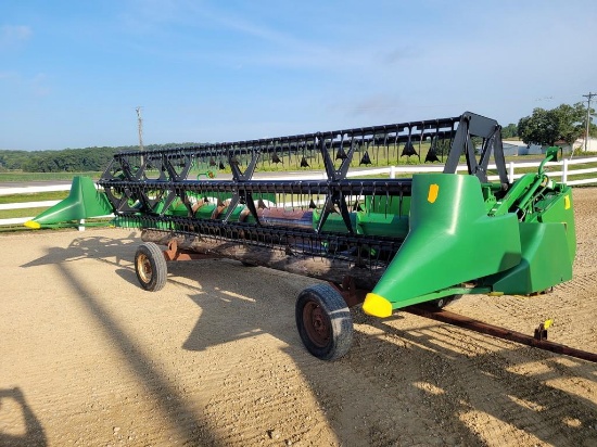 John Deere 920 Bean Head