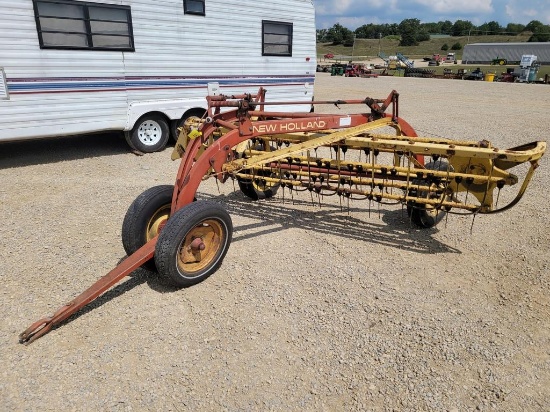 New Holland 266 Hay Rake