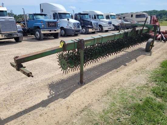 John Deere 400 Rotarty Hoe