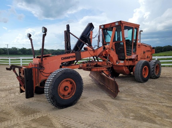 Champion 740 Series III Road Grader