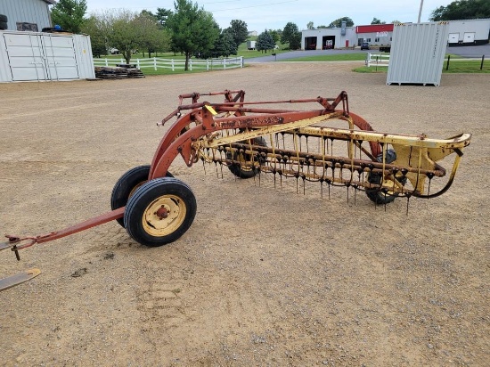 New Holland 256 Hay Rake