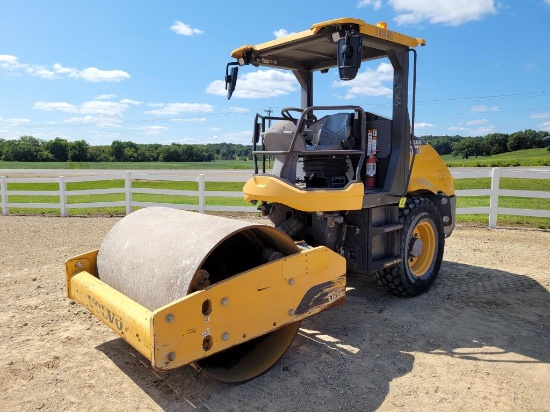 2015 Volvo SD75 Vibratory Roller