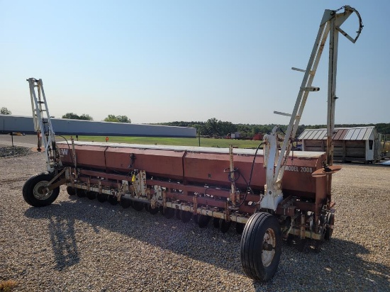 M&W 2008 3pt Grain Drill