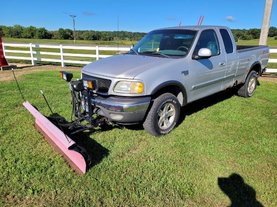2003 Ford F150 XLT Pickup Plow Truck