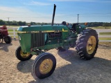 John Deere 2940 Tractor