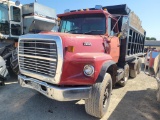 1987 Ford L9000 Dump Truck