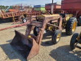 International 460 Loader Tractor