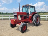International 1486 Tractor