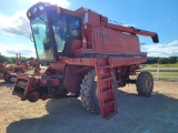 Case IH 1680 Combine