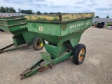 John Deere 602 Fertalizer Spreader