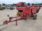 New Holland 276 Square Baler