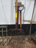 3 SILAGE FORKS HAND TOOLS