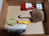 BOX OF SCRUB BRUSHES