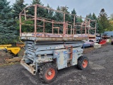 2001 Sky Jack SJ8841 Scissor Lift