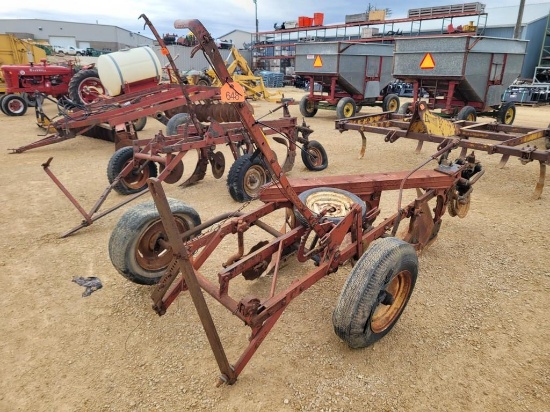INTERNATIONAL 60 PLOW