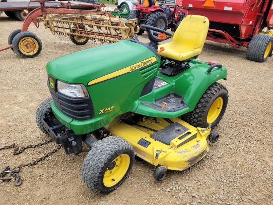 2012 JOHN DEERE X748 LAWN MOWER