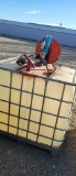 TOTE W/ AIR PUMP & REEL USED FOR OIL