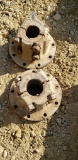 DUAL HUBS FOR TRACTOR