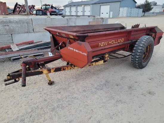 New Holland 329 Manure Spreader